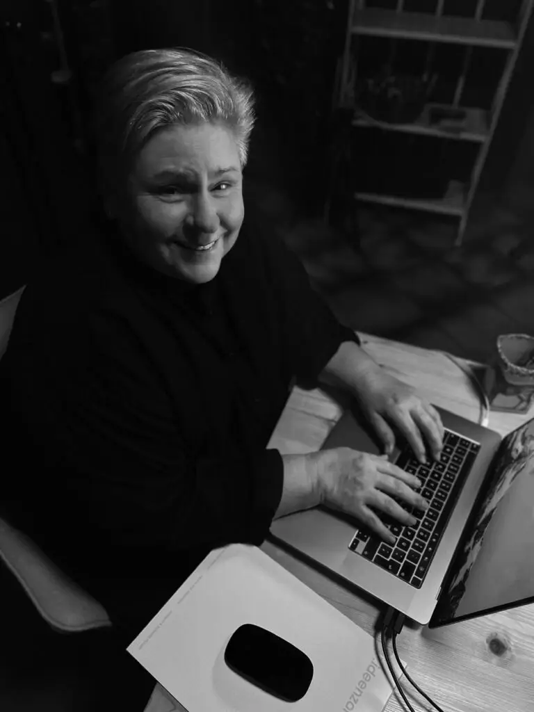 Ingrid Strubel ideenzone Webdesign DSGVO Technik